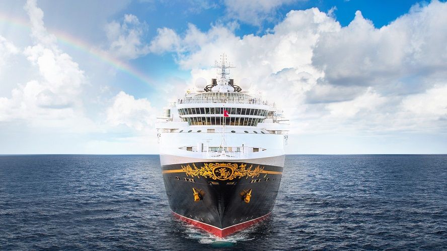 On a trouvé le job de rêve : être payé pour voyager à bord d'un paquebot Disney ! | So Busy Girls