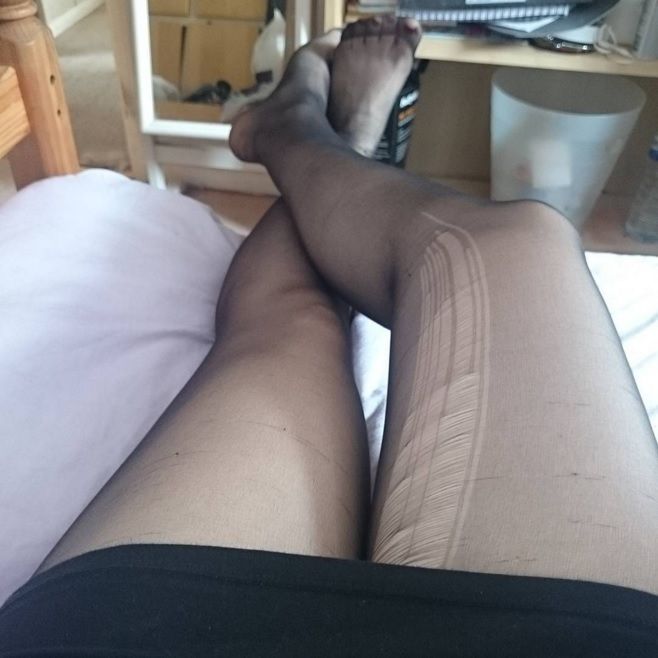 L'astuce toute simple pour ne plus JAMAIS filer ses collants | So Busy Girls