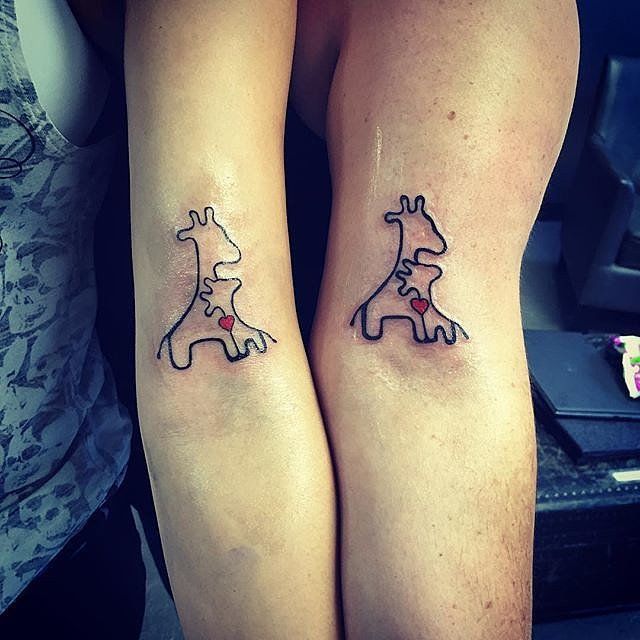 BEBE ET MAMAN GIRAFE | So Busy Girls