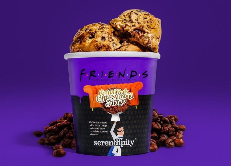 Avis aux fans de Friends : une glace Central Perk vient de sortir, et elle a l'air délicieuse ! | So Busy Girls