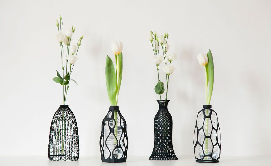 Il crée des vases à impression 3D pour donner une nouvelle vie aux bouteilles en plastique | So Busy Girls