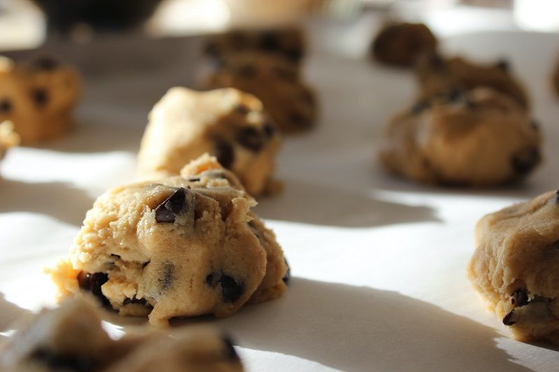 Pourquoi vous ne devriez JAMAIS manger de la pâte à gâteau crue | So Busy Girls