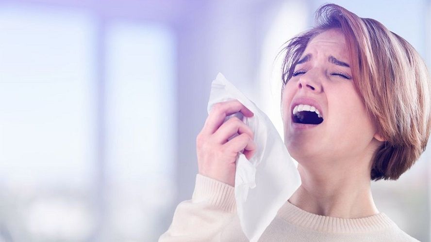 Pourquoi vous ne devriez JAMAIS vous retenir d'éternuer si vous voulez être en bonne santé | So Busy Girls