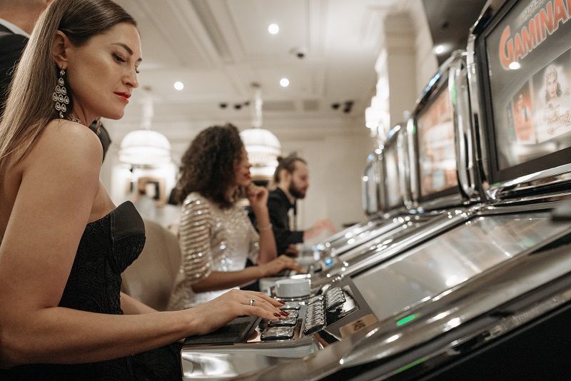 Une visite au casino : la mode est-elle importante ? | So Busy Girls