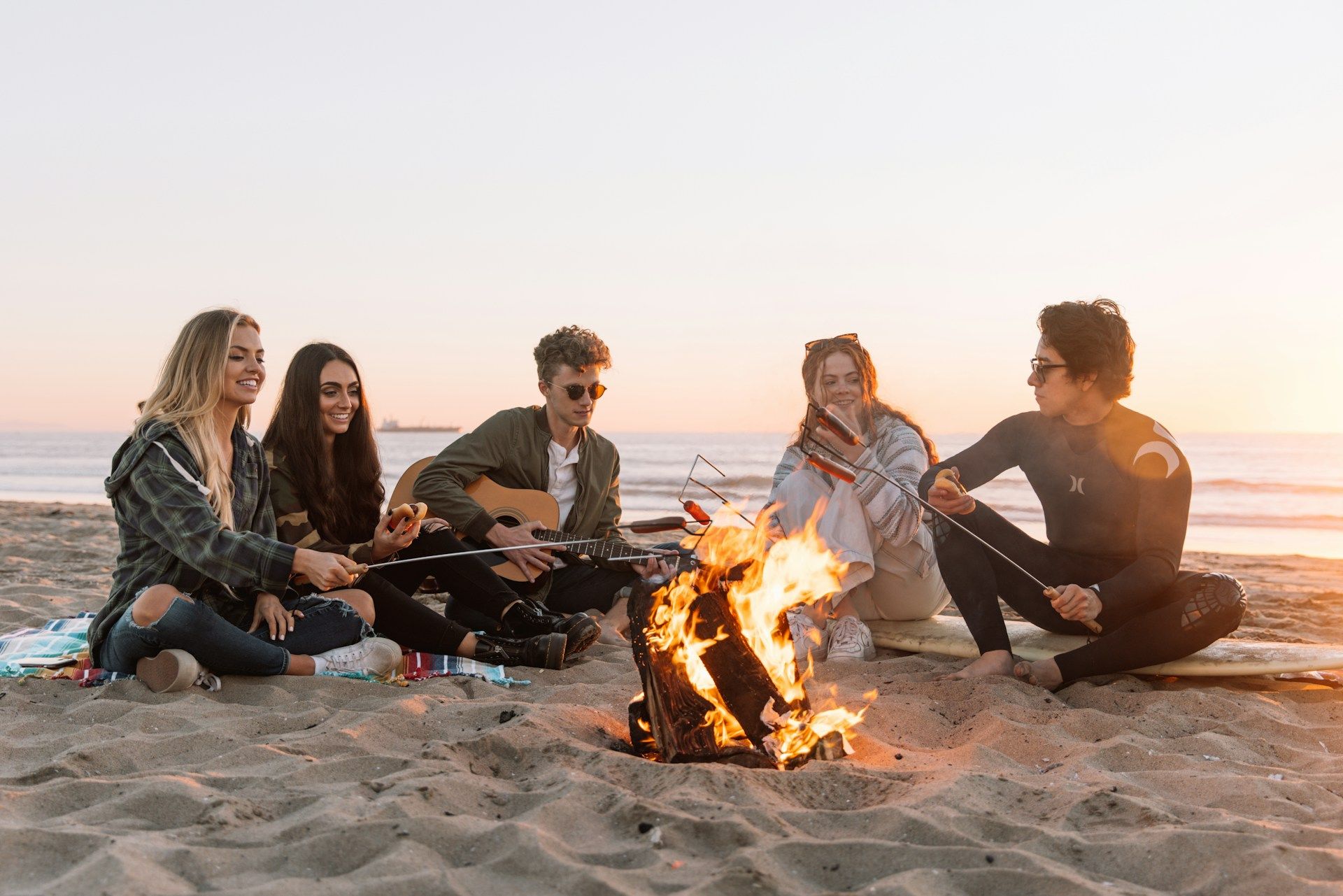 Partir en vacances avec ses amis : les avantages.