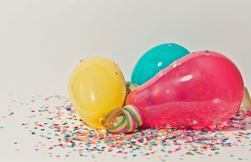 ballons-baudruche-confettis
