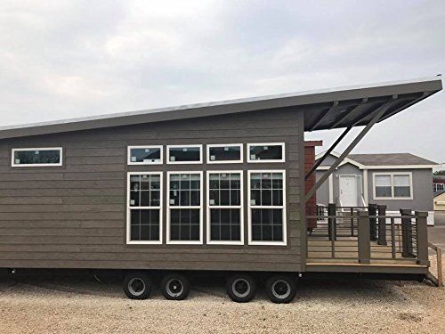Vous pouvez acheter cette petite maison sur Amazon, et attendez de voir comme la déco intérieure est jolie ! | So Busy Girls