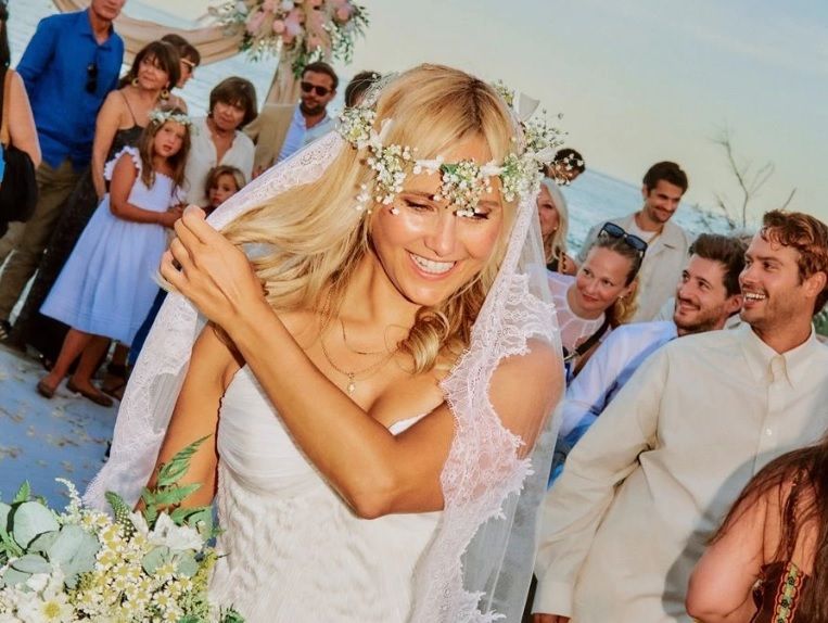 Spoiler Alert. J’ai dit oui ! : Bérengère Krief dévoile les sublimes photos de son mariage surprise et de son amoureux