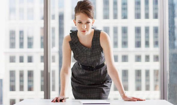 Ceux qui pensent avoir du pouvoir | So Busy Girls