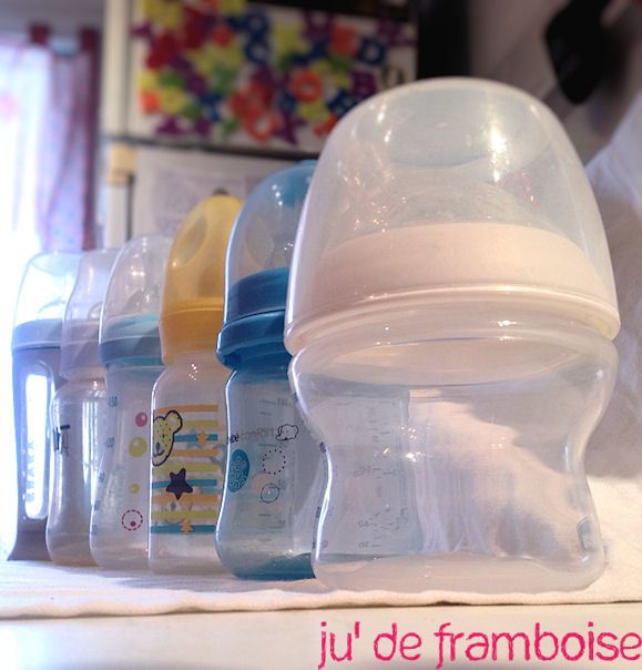 biberons-pour-bebe-nourrisson-donner-le-biberon