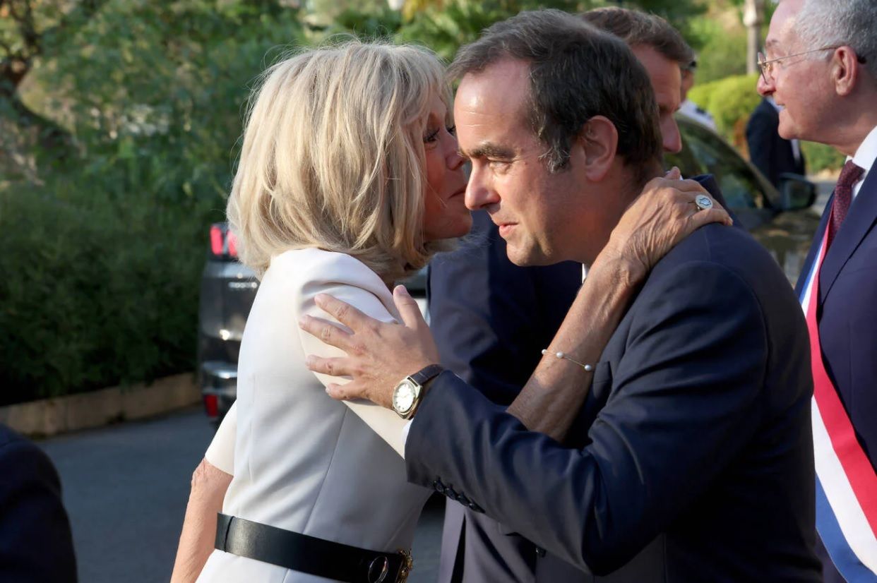 Brigitte l’adore, vraiment : ces révélations sur le ministre devenu Premier ministre qui compte tant à ses yeux