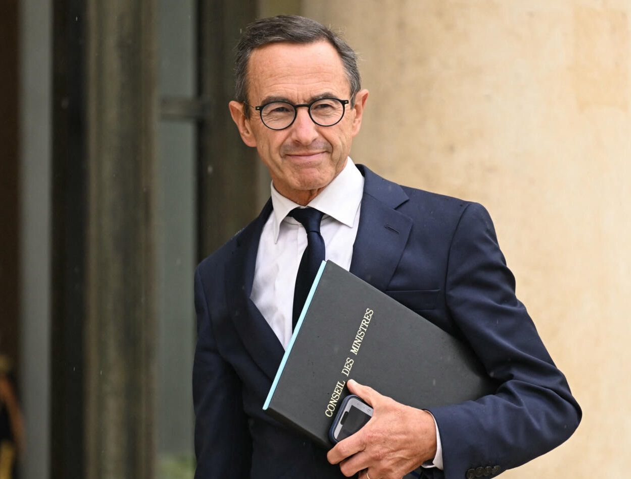 C’est le PS qui gouverne : Bruno Retailleau dénonce une folie fiscale