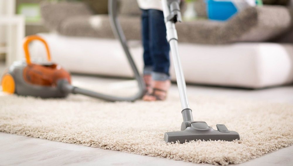 5 astuces pour prolonger la durée de vie de son aspirateur | So Busy Girls