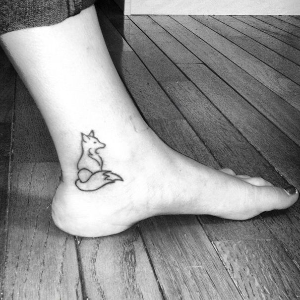 22 petits tatouages sur le pied qui vont vous faire craquer | So Busy Girls