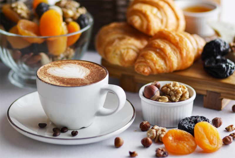 Voilà à quoi ressemble le petit-déjeuner dans 23 pays du monde | So Busy Girls