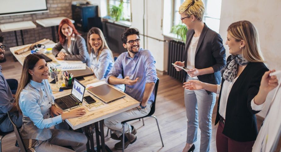 Formations professionnelles : les domaines qui ont le vent en poupe à l'ère de la pandémie | So Busy Girls