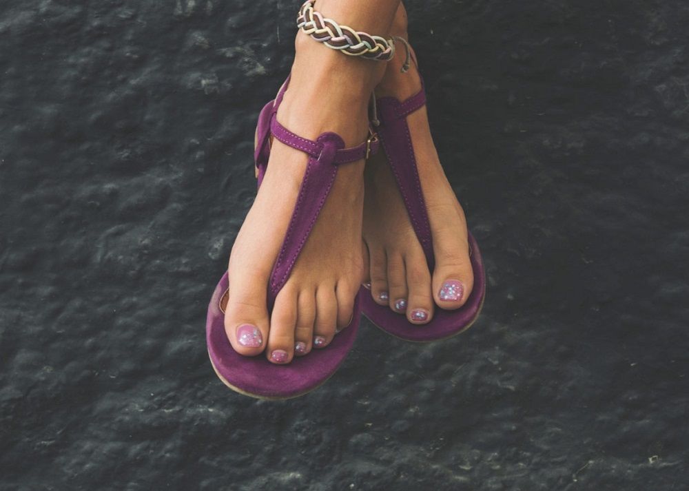 5 paires de chaussures indispensables pour l’été | So Busy Girls