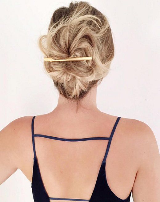 UNE BARRETTE FINE POUR UN CHIGNON AU NATUREL | So Busy Girls