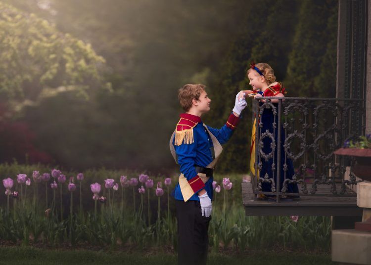 Le frère de cette petite fille de 5 ans lui a fait une belle surprise avec une séance photo Disney | So Busy Girls