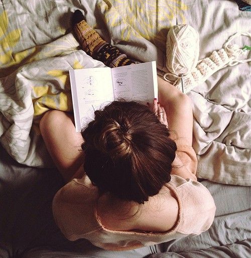 LIRE UN LIVRE | So Busy Girls