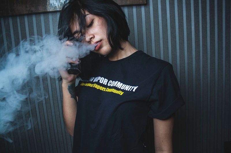 4 choses à savoir sur la cigarette électronique et les e-liquides | So Busy Girls