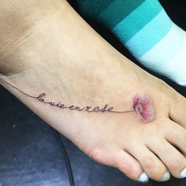 22 petits tatouages sur le pied qui vont vous faire craquer | So Busy Girls