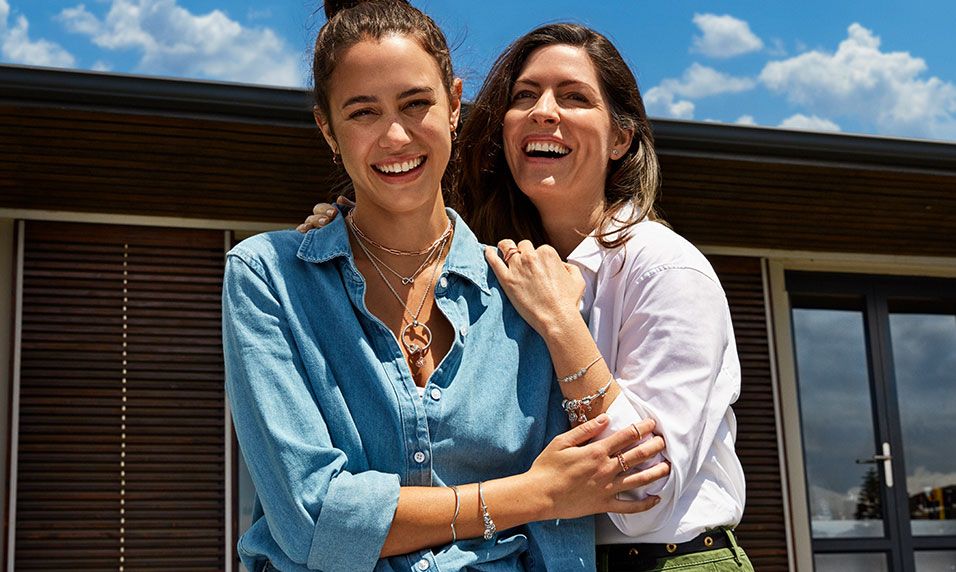 Pandora lance une jolie collection Fête des mères sous le signe de l'infini | So Busy Girls