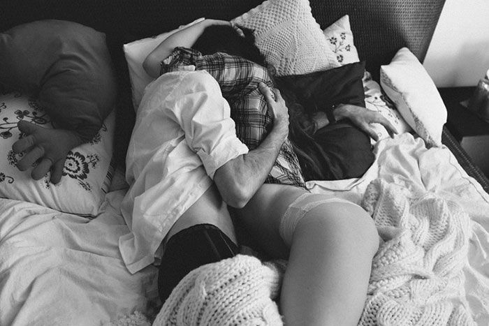 Cette photographe capte tous les jolis moments d'intimité entre les couples amoureux | So Busy Girls