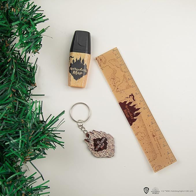 calendrier-avent-harry-potter-2023-carte-du-maraudeur-accessoires