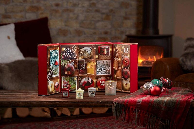 calendrier-de-l-avent-yankee-candle-en-forme-de-livre-2