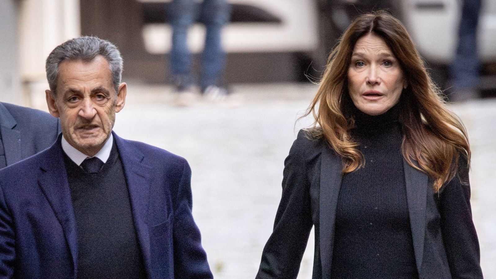 Bouche b&eacute;e : ce moment racont&eacute; par Nicolas Sarkozy o&ugrave; Yann Barth&egrave;s aurait perdu ses moyens