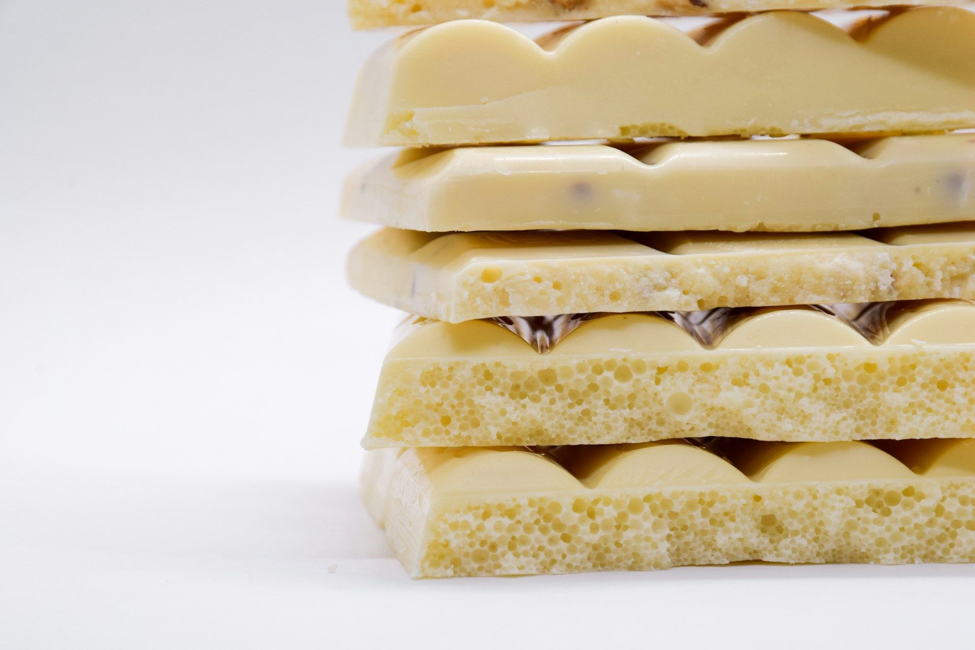 Pourquoi le chocolat blanc n&rsquo;est (presque) pas du chocolat : cette v&eacute;rit&eacute; qui surprend &agrave; chaque fois