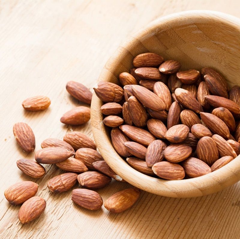 Combien d'amandes devriez-vous manger pour profiter de leurs bienfaits sans risquer de grossir ? | So Busy Girls