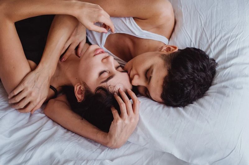 La technique des 4 minutes promet de faire grimper la température avec une facilité désarmante | So Busy Girls