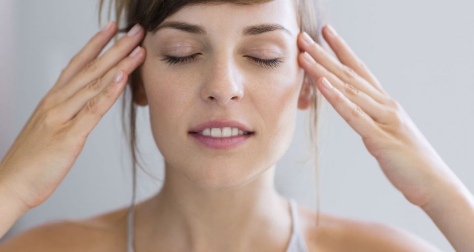 D'après cette étude, faire des exercices de yoga facial tous les jours peut vous faire rajeunir de 3 ans | So Busy Girls