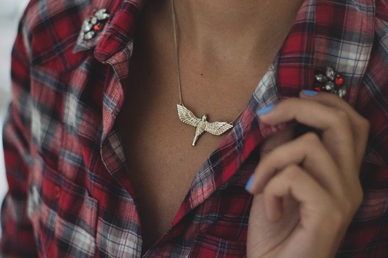 Qu'est-ce qu'un collier personnalisable ? | So Busy Girls