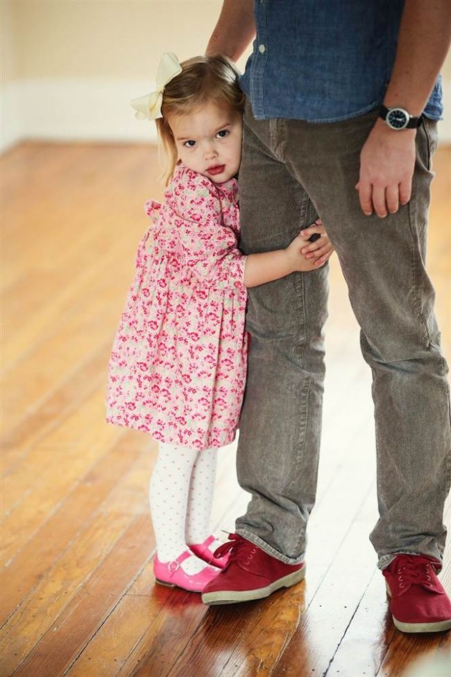 Cet homme a refait ses photos de mariage avec sa petite fille après le décès de sa femme... et elles sont magnifiques | So Busy Girls