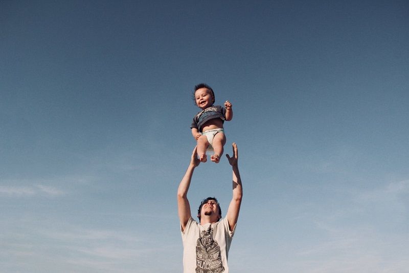 25 prénoms adorables pour un garçon qui commencent par un L | So Busy Girls