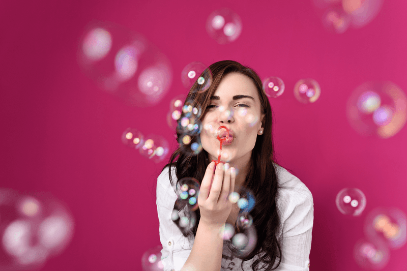 22 façons de vous réveiller plus heureux chaque matin | So Busy Girls