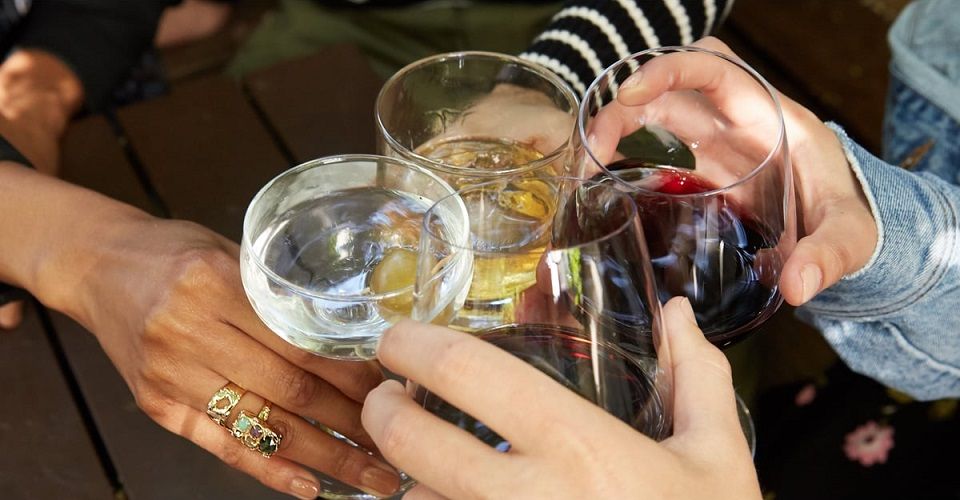 J'ai arrêté de boire de l'alcool pendant une semaine, et voilà ce qu'il s'est passé | So Busy Girls