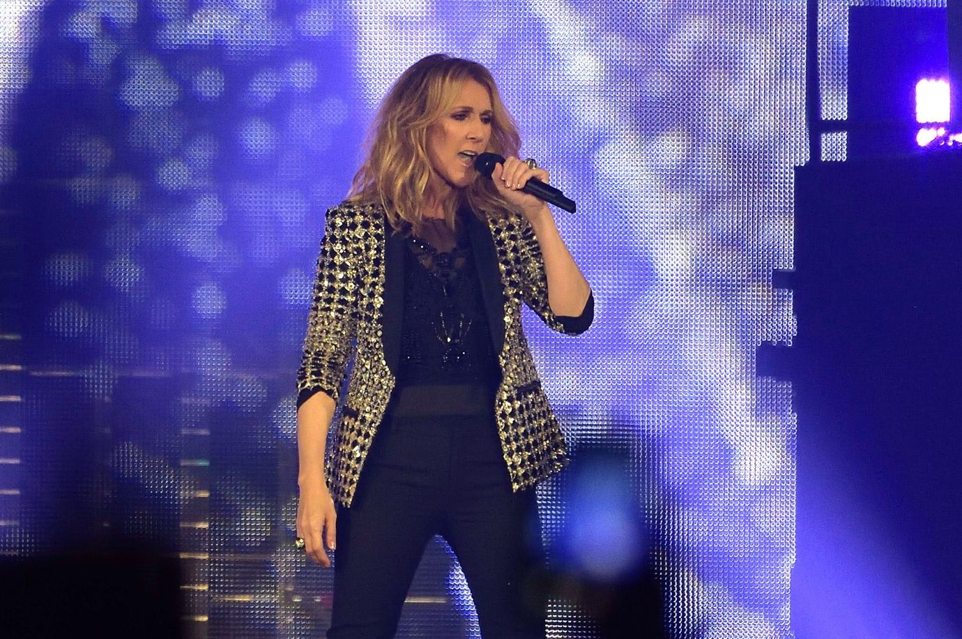 Ce dispositif méconnu protège vos billets Céline Dion : ce qui se passe vraiment en coulisses