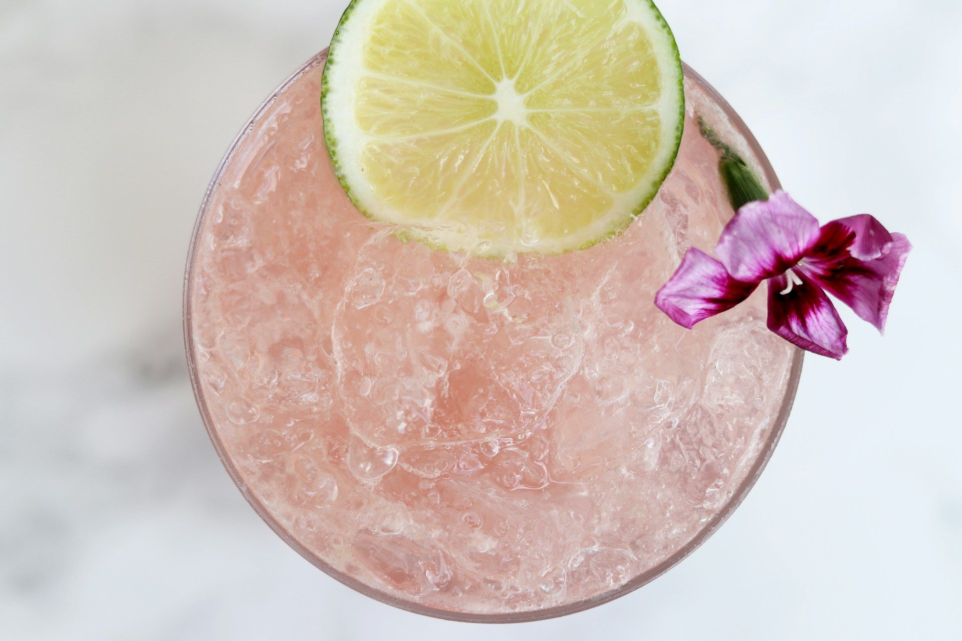 Quelle boisson detox pour éliminer les toxines ?