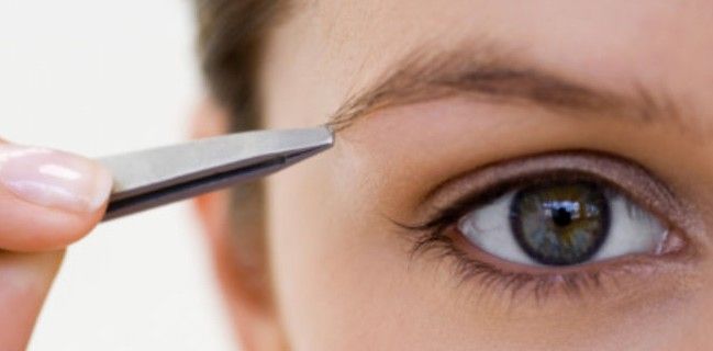 L'art de s'épiler les sourcils soi-même comme une pro | So Busy Girls