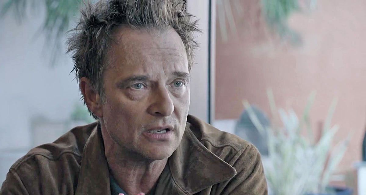 Le malaise du 20h10 : David Hallyday rejette une image qu&rsquo;Anne-Sophie Lapix croyait &eacute;vidente