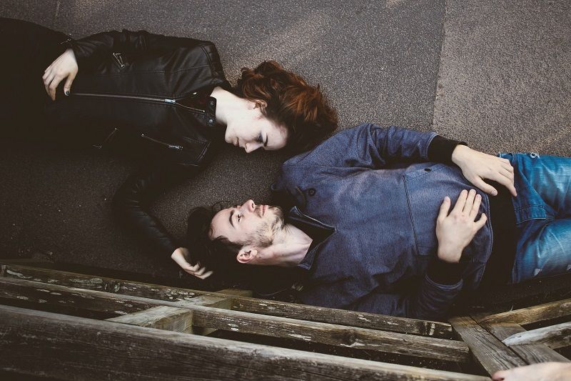 couple-allonge