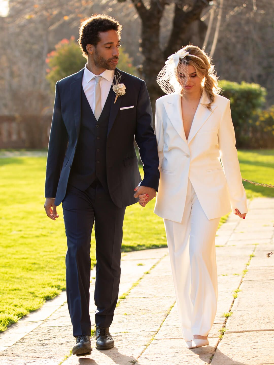 couple-maries-tailleur-femme-blanc