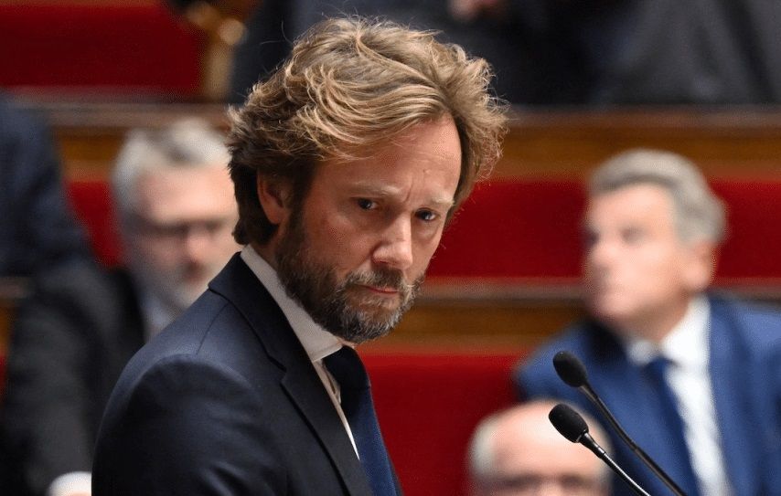 « LFI nous a fait perdre » : la sortie fracassante de Boris Vallaud qui met la gauche sous tension | So Busy Girls