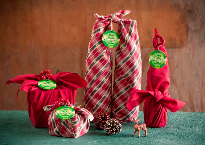 Le Furoshiki est la méthode japonaise géniale pour emballer ses cadeaux : vous allez adorer ! | So Busy Girls