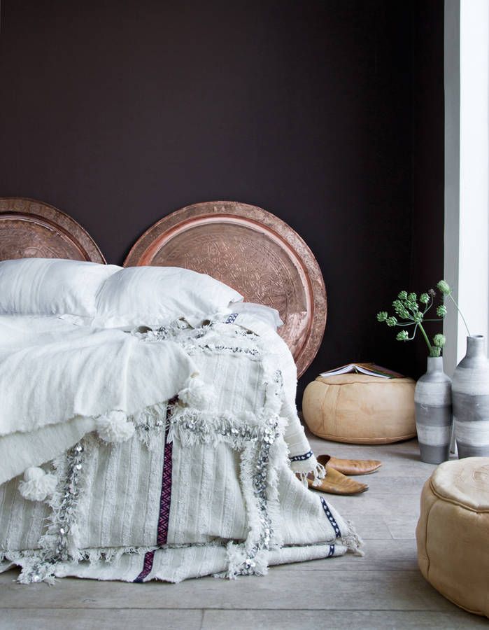 De beaux plateaux marocains comme têtes de lit | So Busy Girls