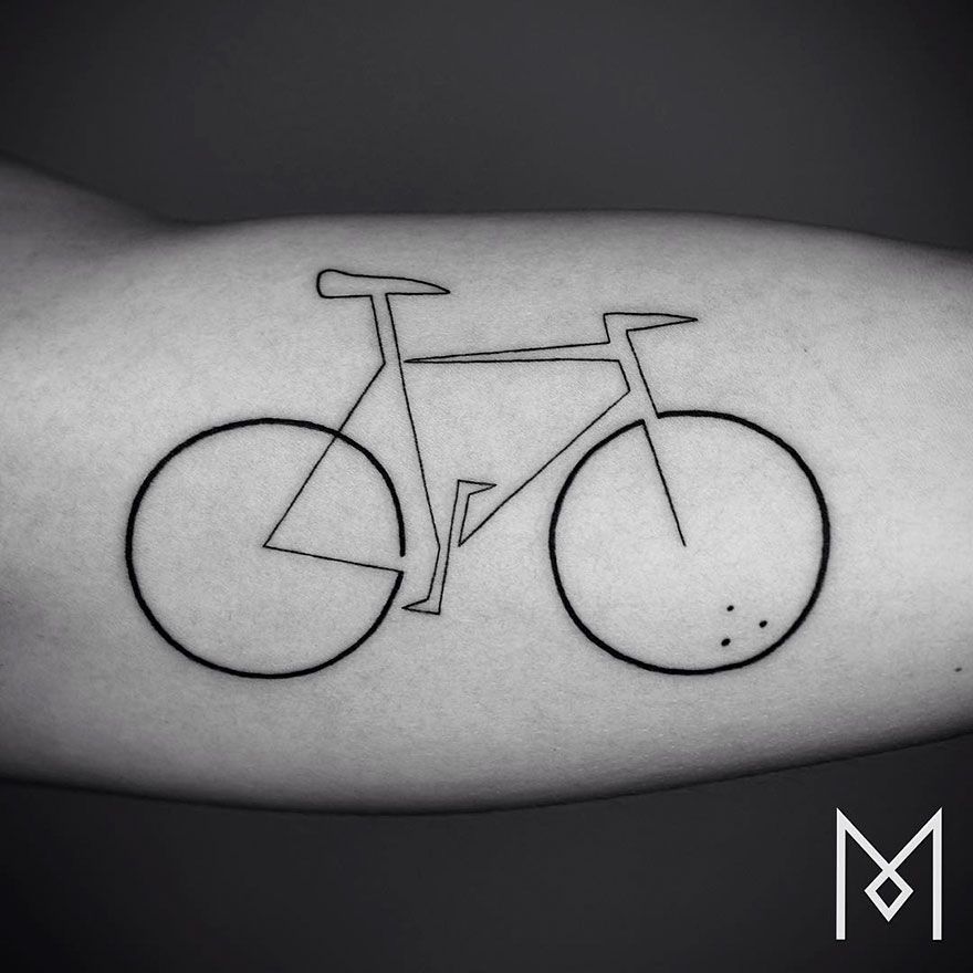 Des tatouages minimalistes réalisés avec un seul trait d'encre | So Busy Girls